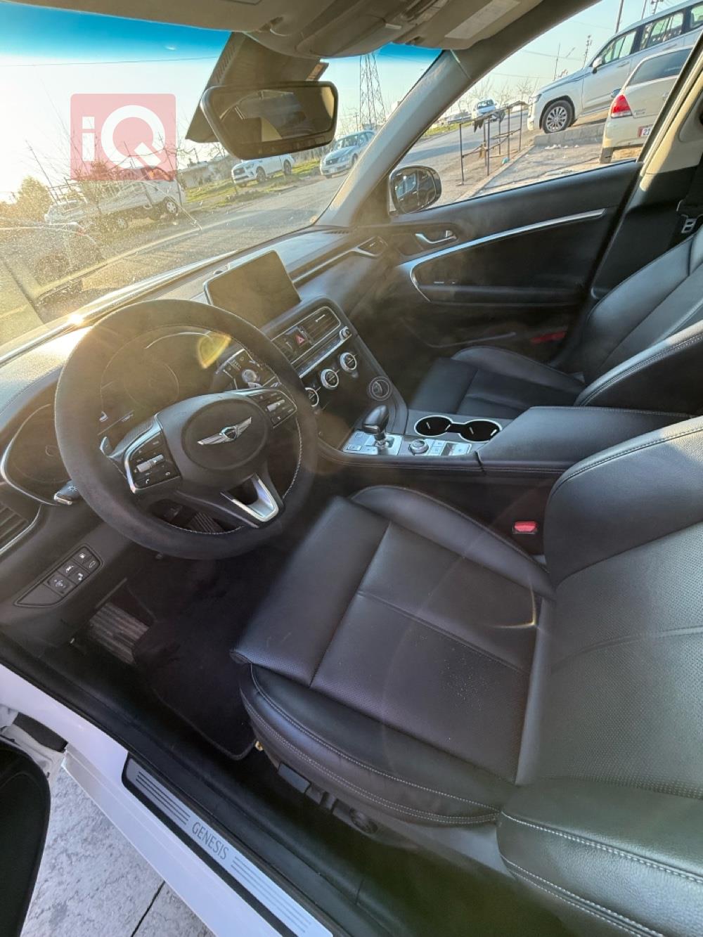 جنسس G70